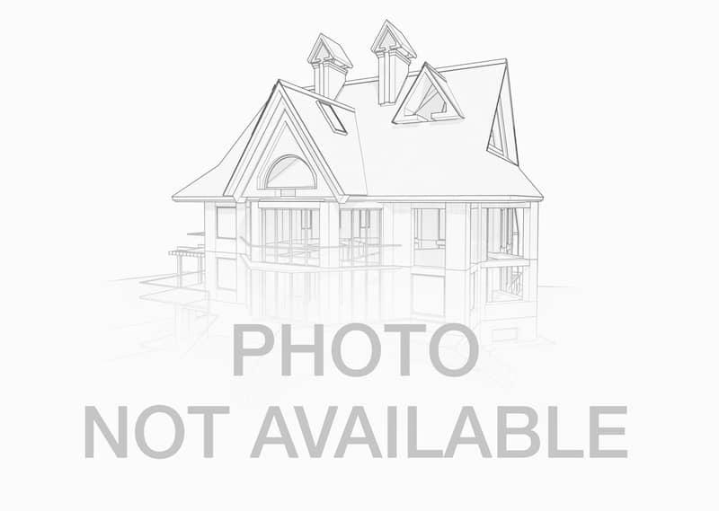 1039 BLUFF Lane, Le Claire, IA 52753